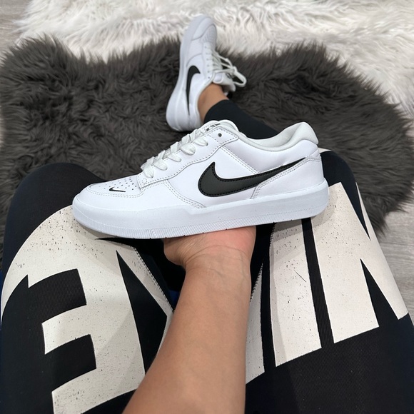 Nike Shoes - Nike SB 58 force premium L